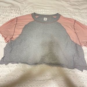 urban outfitters crop tshirt